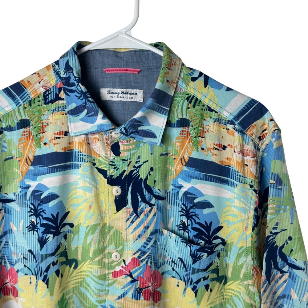 Tommy Bahama Button Up Shirt Mens M Blue Tropical Toucan Veracruz Cay ST325923